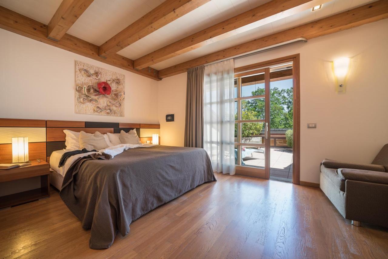 Green Village Eco Resort リニャーノ・サッビアドーロ エクステリア 写真