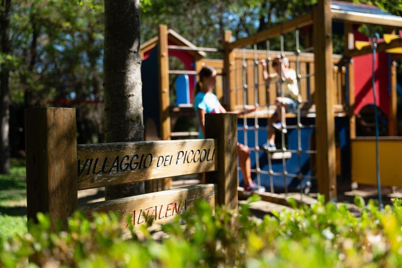 Green Village Eco Resort リニャーノ・サッビアドーロ エクステリア 写真