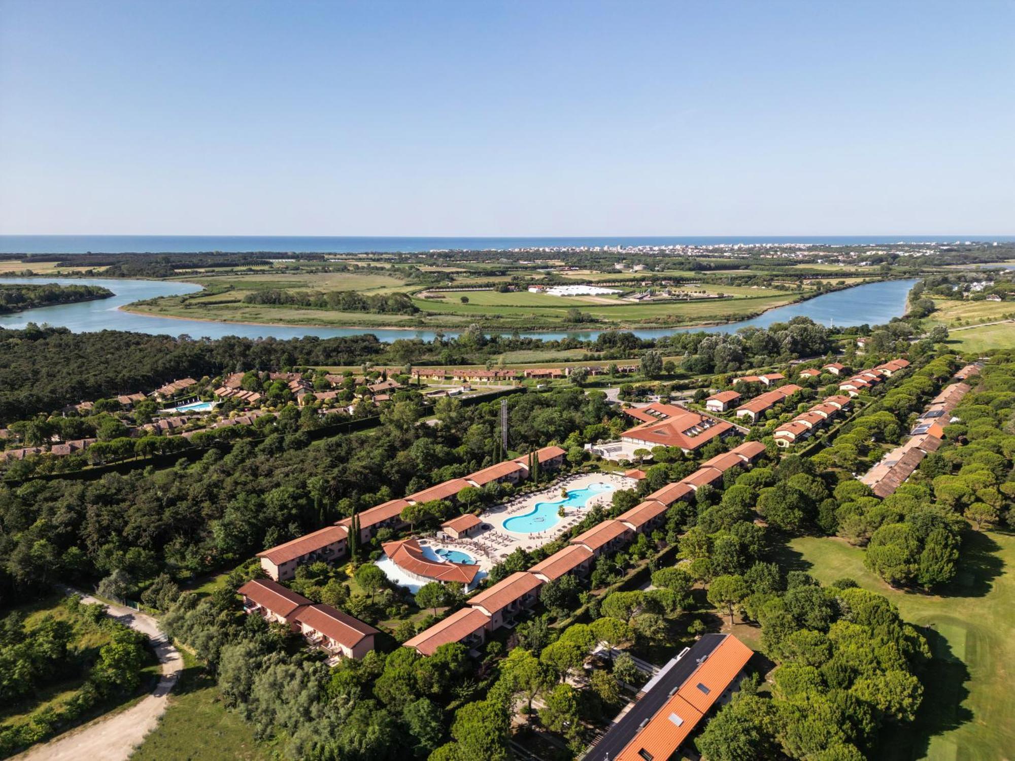Green Village Eco Resort リニャーノ・サッビアドーロ エクステリア 写真