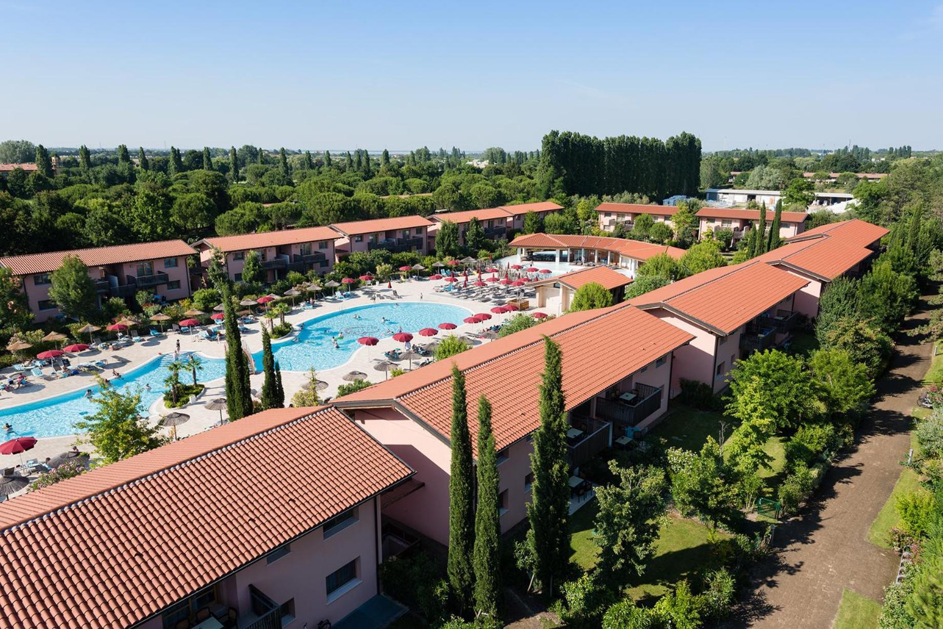 Green Village Eco Resort リニャーノ・サッビアドーロ エクステリア 写真
